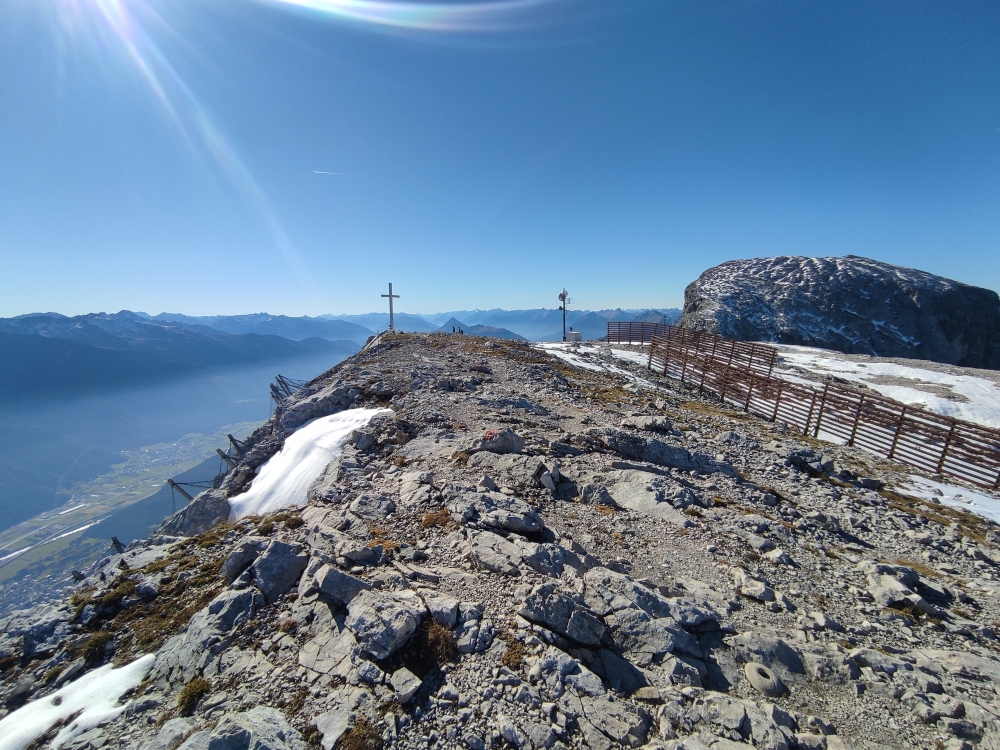 Klettersteig Hohe Munde Überschreitung: Klettersteig Hohe Munde Überschreitung: Plateau am Gipfel (Hohe Munde Ostgipfel)