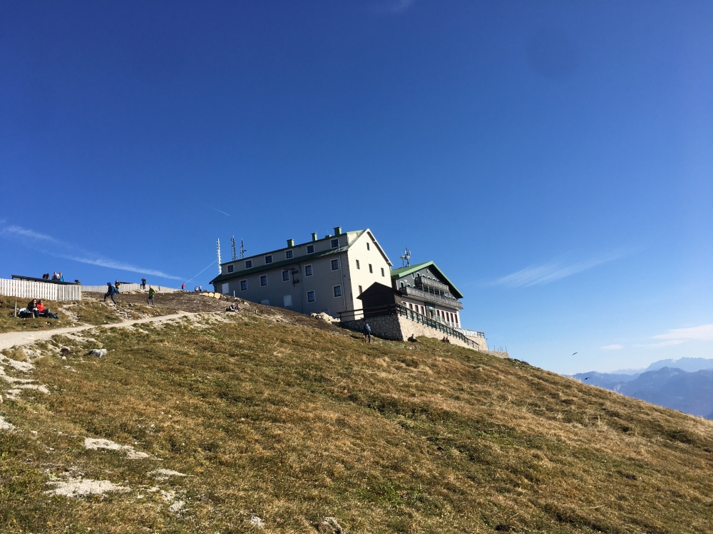Wanderung Schafberg vom Schwarzensee: Wanderung Schafberg vom Schwarzensee: Hotel Schafbergspitze