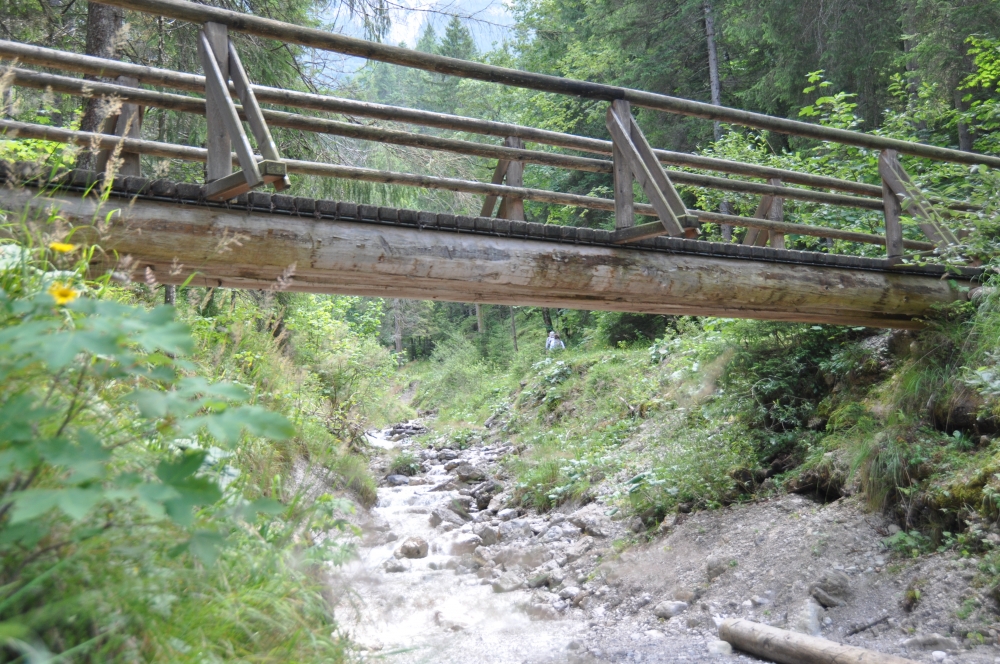 Wanderung Hüttlebachklamm: Weg zur Klamm