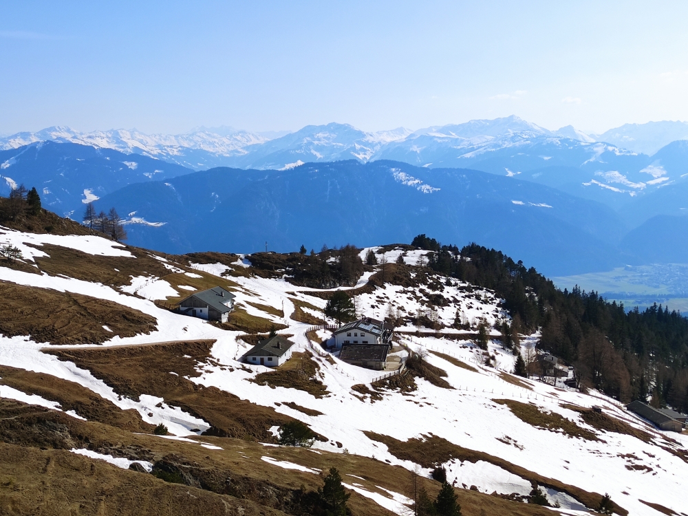 Wanderung Hundsalmjoch: Winterliche Forststraße 