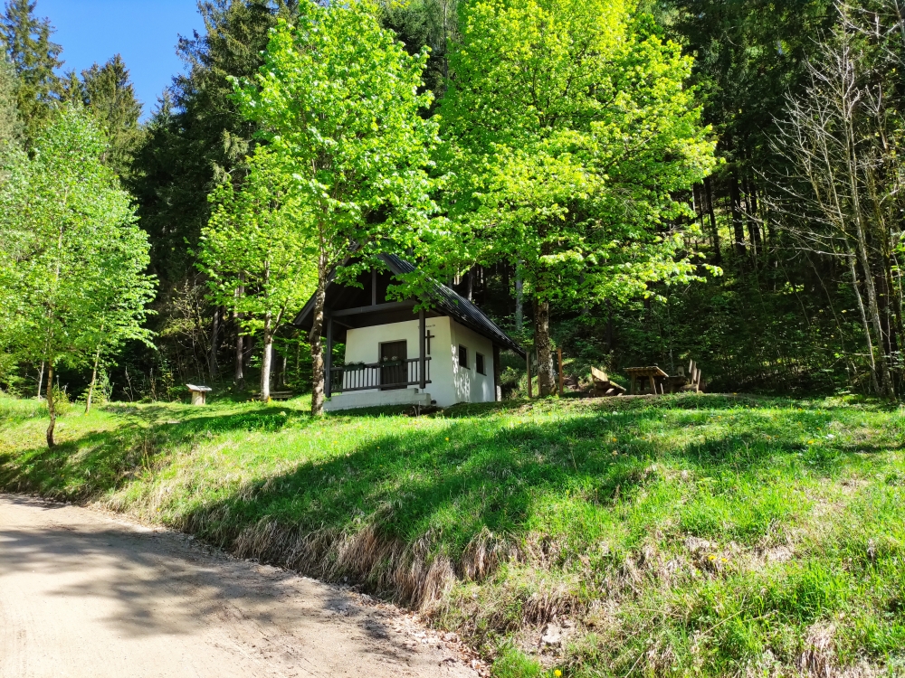 Wanderung Kaindlhütte über Berghaus Aschenbrenner: Waldkapelle