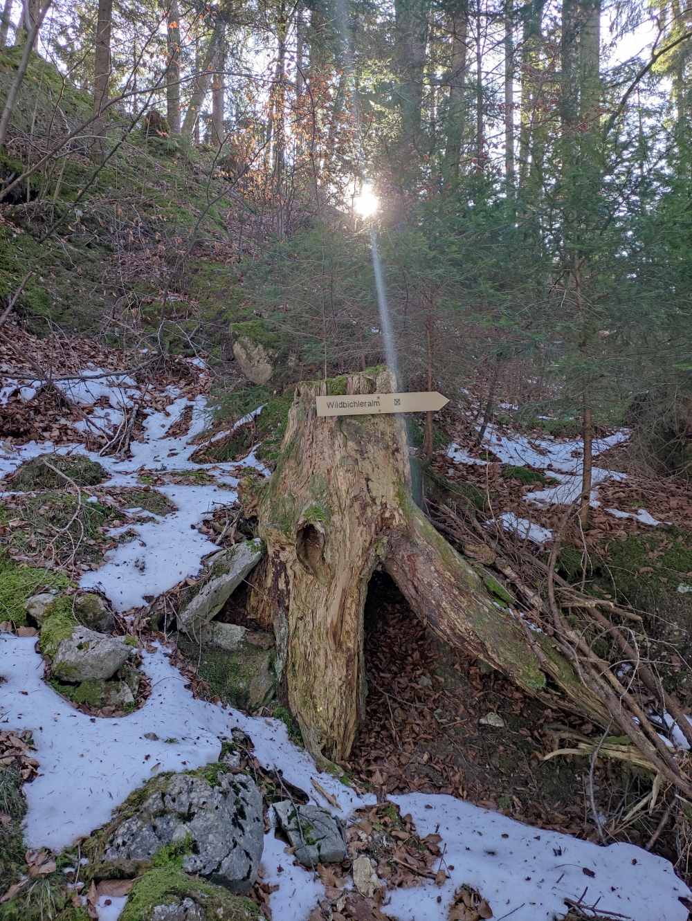 Wanderung Karspitze: Viele Schilder weisen den Weg