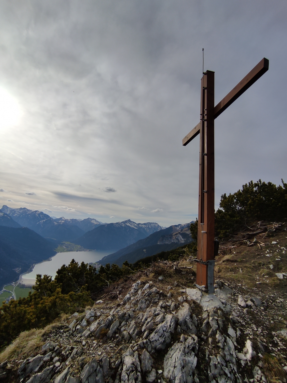 Wanderung Ebner Joch: Wanderung Ebner Joch: Blick zum Achensee (Kirchenspitz)