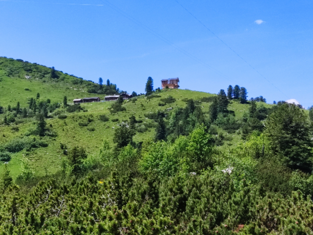 Bike & Hike Königshaus am Schachen: Blick zum Königshaus am Schachen