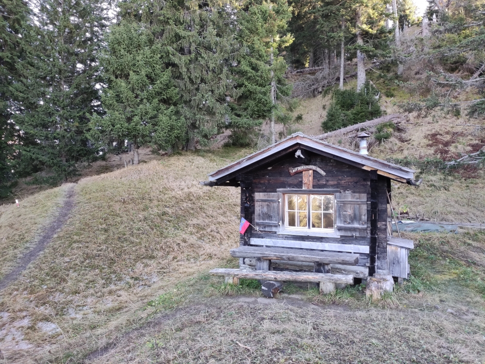 Wanderung Pfälzerhütte nach Steg: Wanderung Pfälzerhütte nach Steg: Krüppelhütte