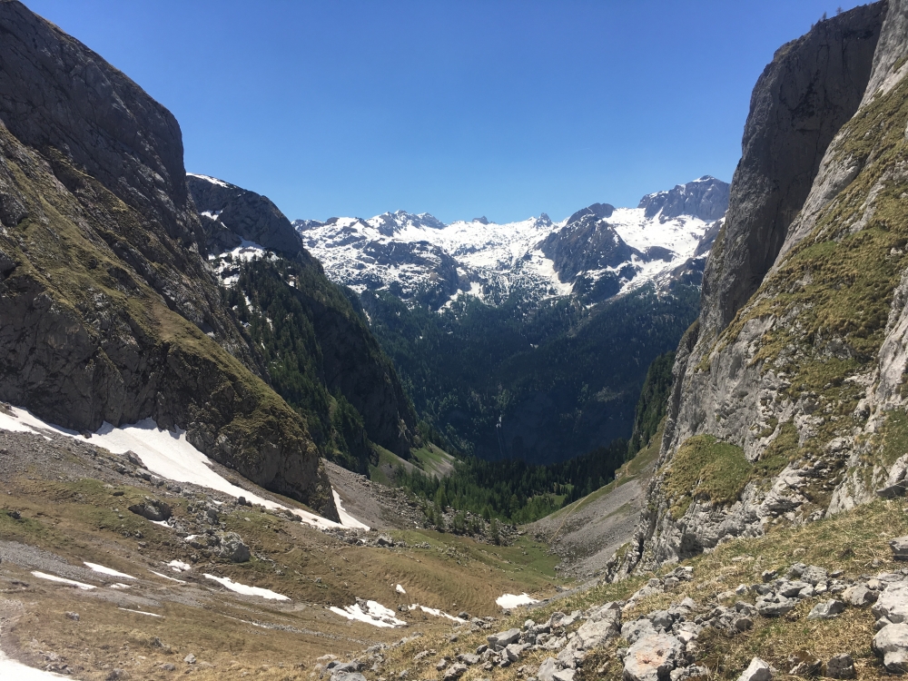 Wanderung Lafeldkopf: Blick ins Landtal vom Lafeldkopf