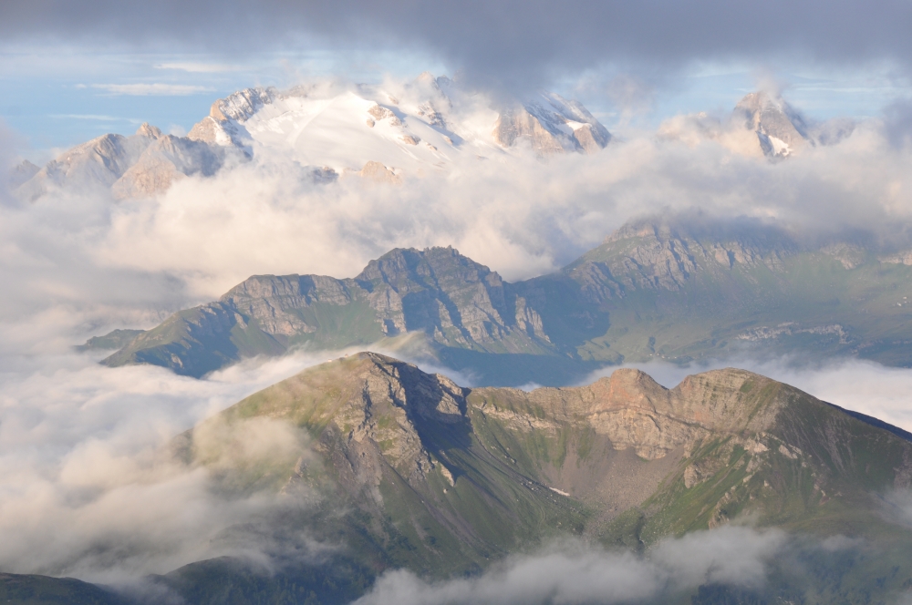 Klettersteig Lagazuoi: Klettersteig Lagazuoi: Blick auf die Marmolada (Rifugio Lagazuoi)