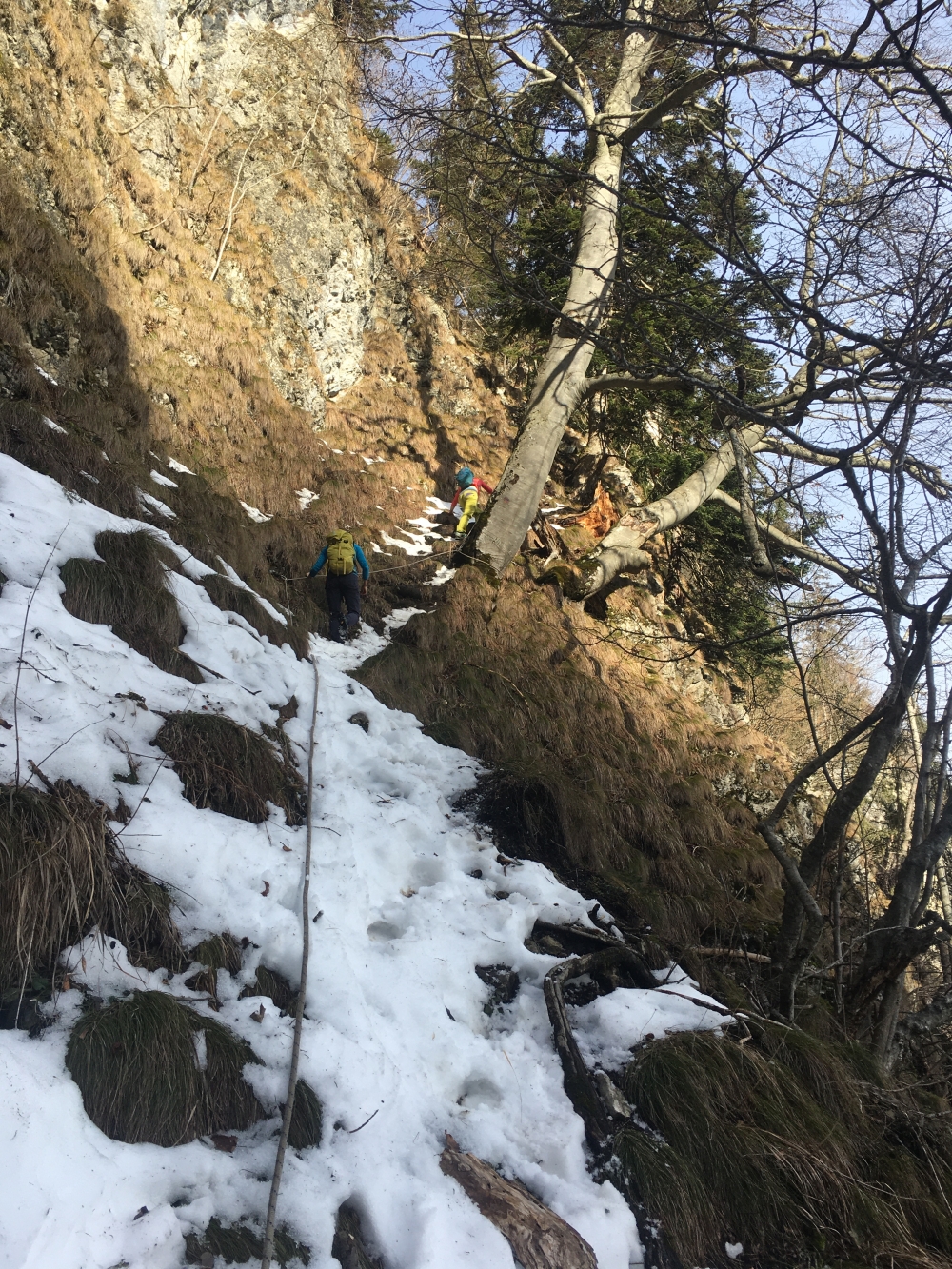 Wanderung Große Riesenkopfrunde: Seilsicherung auf dem Weg zur Maiwand