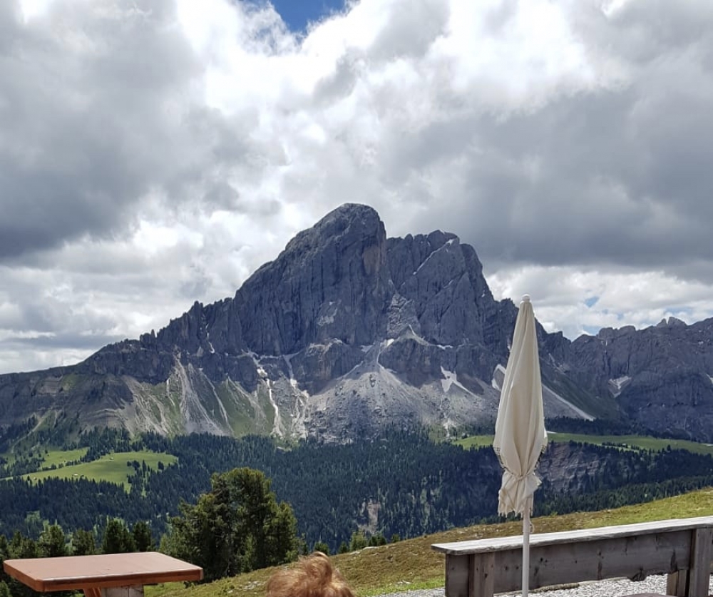 Maurerberghütte -> Lüsener Joch: Blick auf den Peitlerkofel
