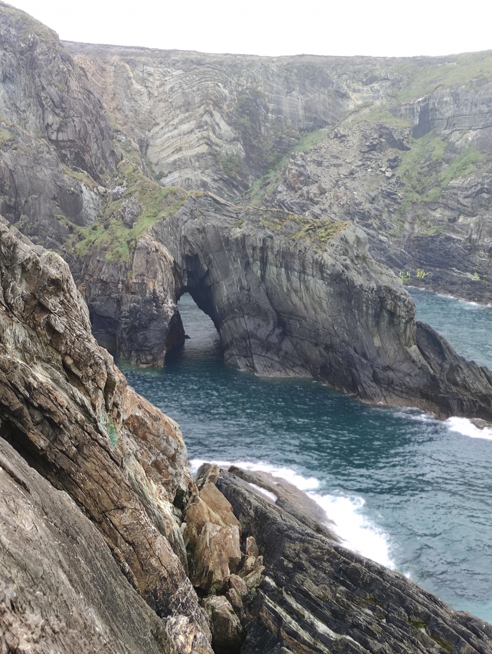 Wanderung Mizen Head Lighthouse: Der Sea Arch