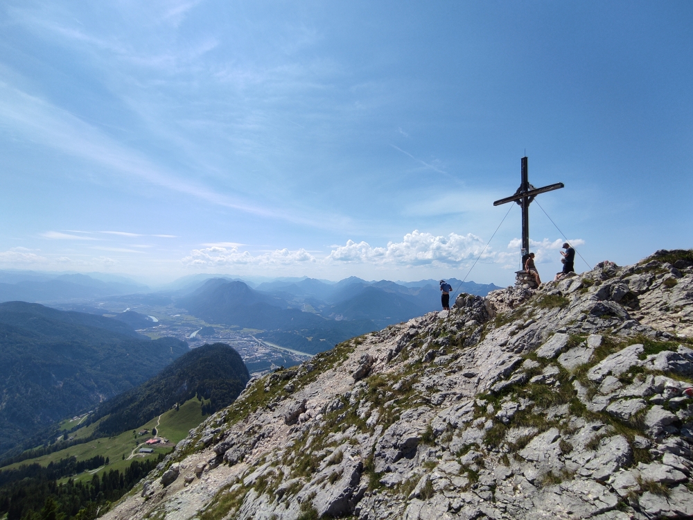 Wanderung Petersköpfl über Musikantensteig: Wanderung Petersköpfl über Musikantensteig: Gipfelkreuz (Naunspitze)