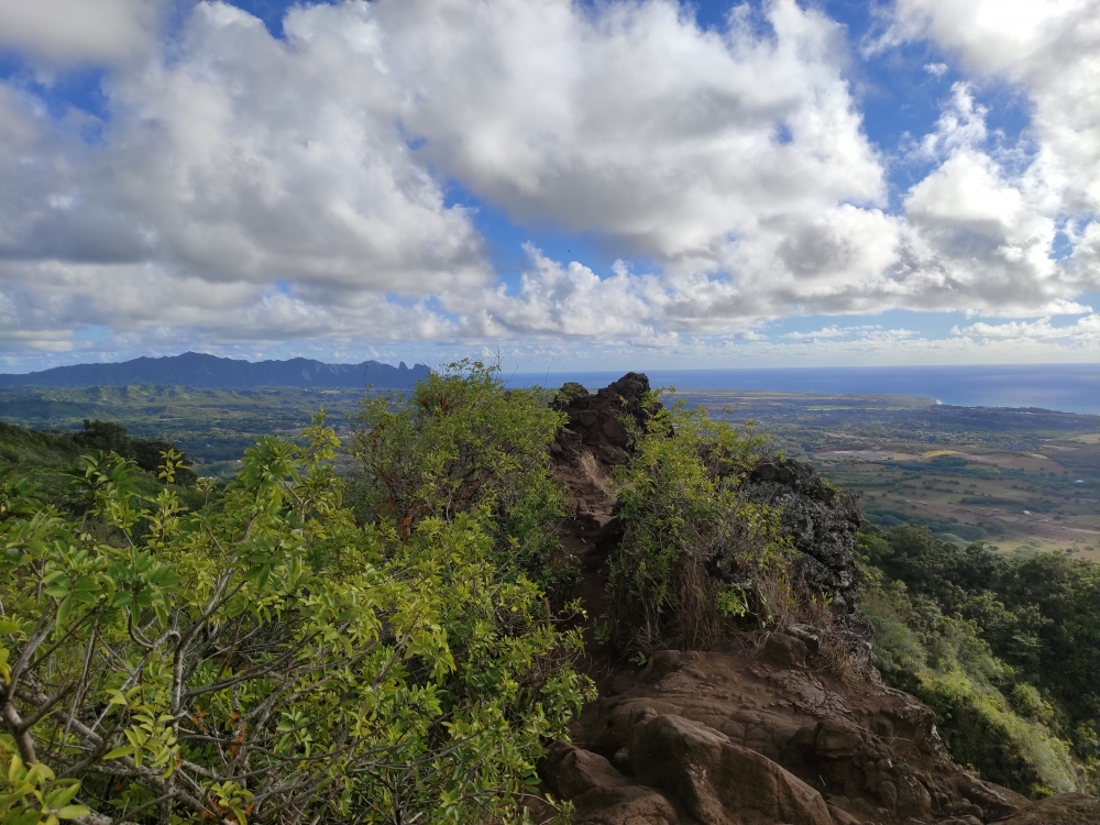 Wanderung Sleeping Giant: Abstecher zum Ausblick sobald der Gratweg erreicht ist
