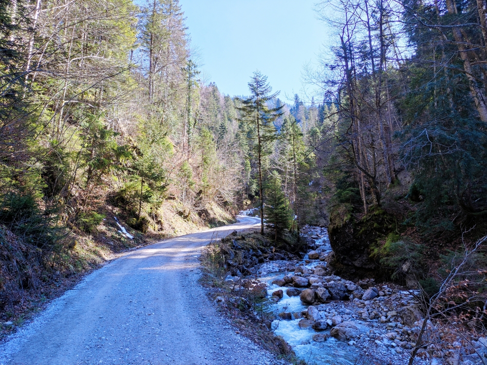 Bike & Hike Ochsenkamp: Das Hirschtal kann man gut mit dem MTB bewältigen 