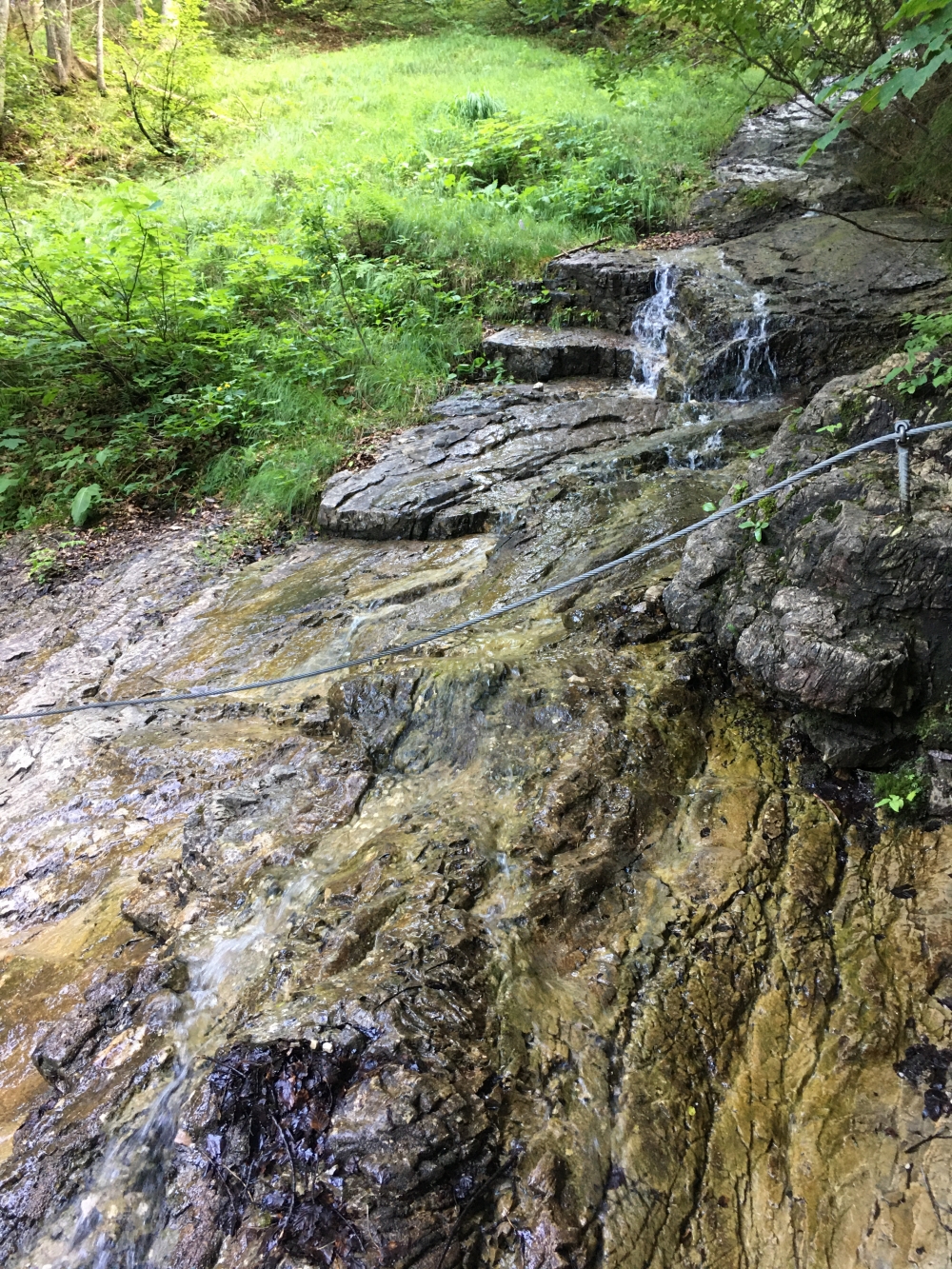 Wanderung Österreichischer Schinder: Drahtseilgesicherte Bachüberquerung