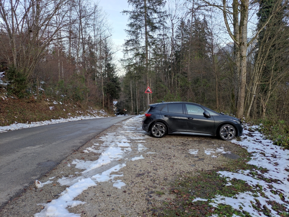 Wanderung Nußlberg: Wanderung Nußlberg: Wanderparkplatz Gfall Stausee