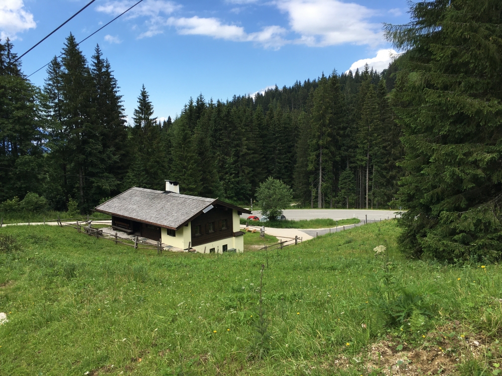 Klettersteig Hoher Göll: Klettersteig Hoher Göll: Wanderparkplatz (wenig Plätze) (Parkplatz Enzianhütte)