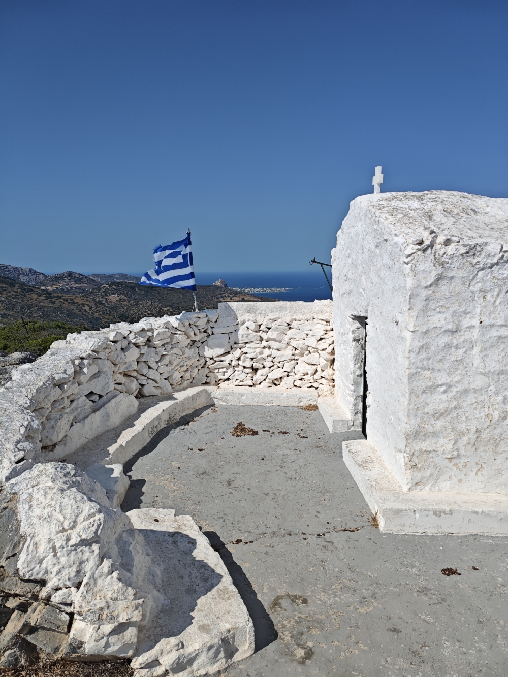 Profitis Ilias: Bergspitze und Kapelle Prophet Elias