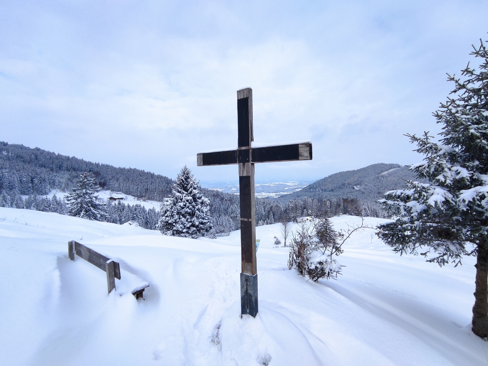 Wanderung Riesenberg: Kreuz oberhalb der Schmiedalm