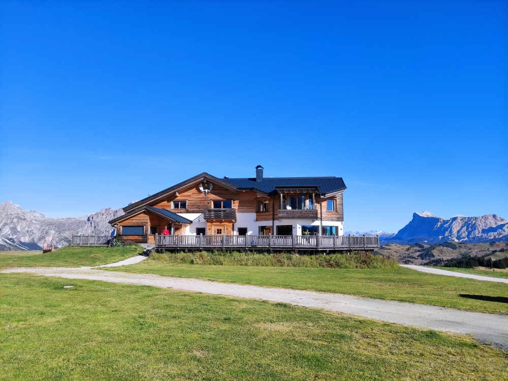 Cherz: Cherz Hütte
