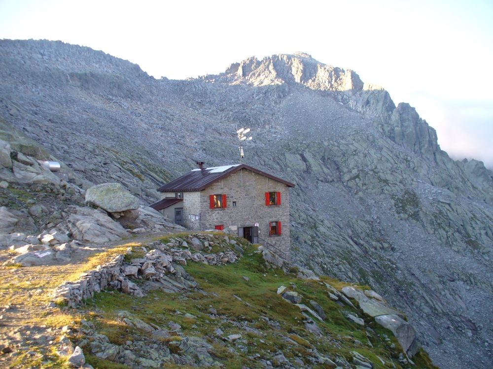 Rifugio Maria e Franco Lomini -> Monte Frisozzo: Rifugio Maria e Franco Lomini