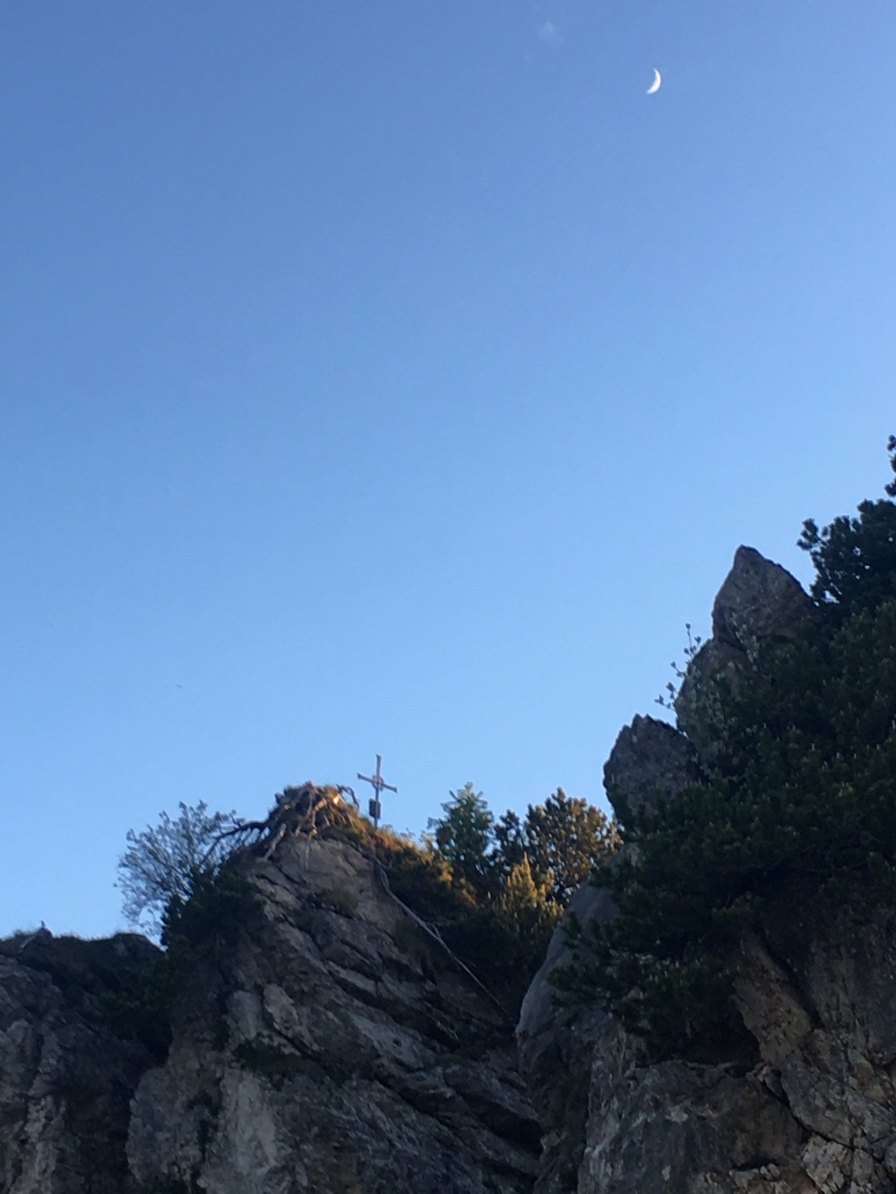 Wanderung Rötlwandkopf mit Bründlingköpfl: Blick auf das Rötlwandkopf-Gipfelkreuz 