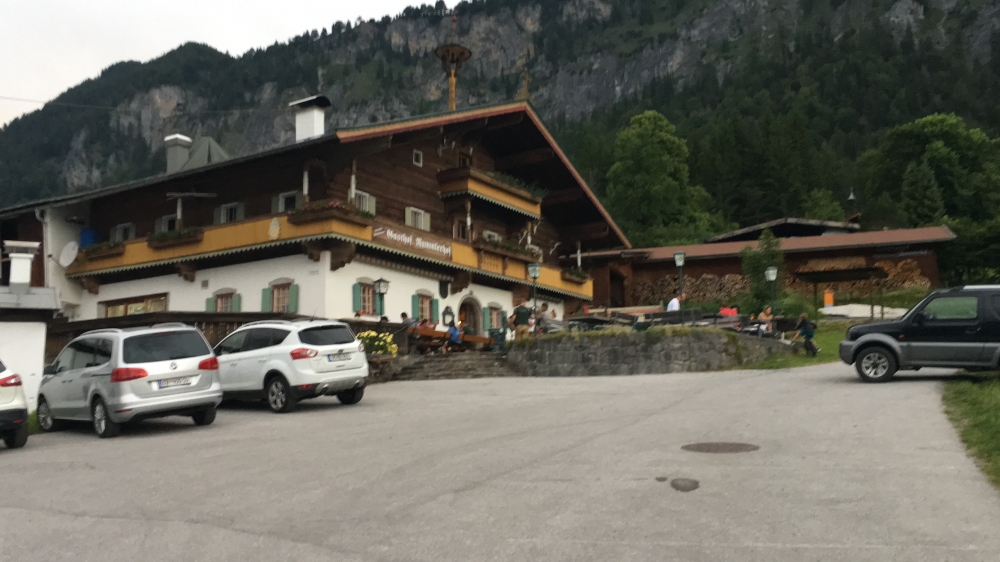 Klettersteig Ackerlspitze von St.Johann: Klettersteig Ackerlspitze von St.Johann: Gaststätte Rummlerhof