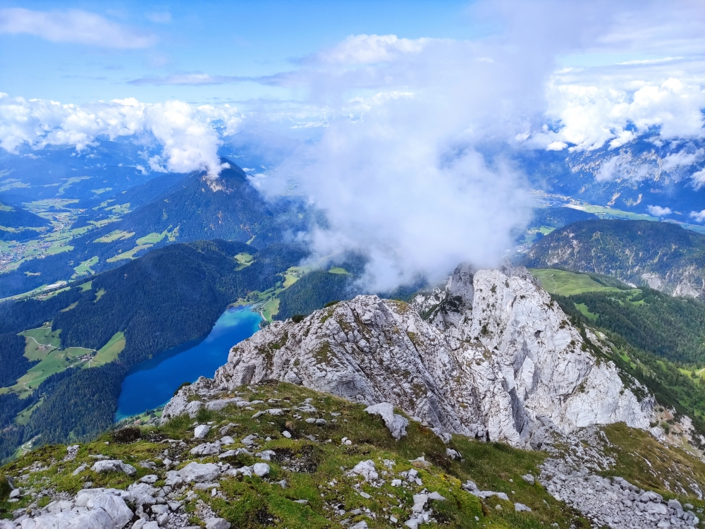 Klettersteig Hackenköpfe und Sonneck: Klettersteig Hackenköpfe und Sonneck: Blick zum benachbarten Zettenkaiser (Scheffauer)