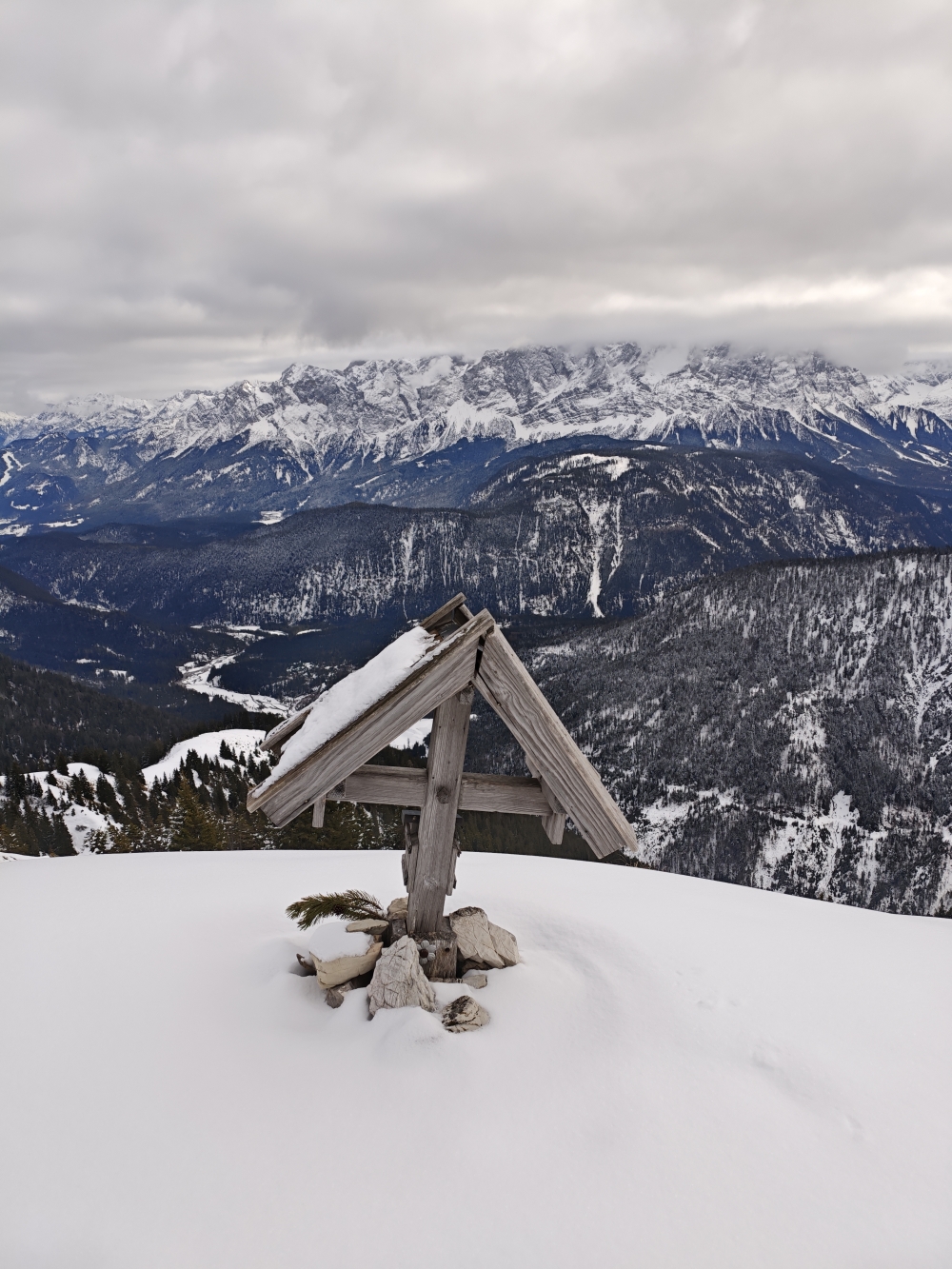 Wanderung Schellkopf: Wanderung Schellkopf: Zugspitzblick (Schellkopf)