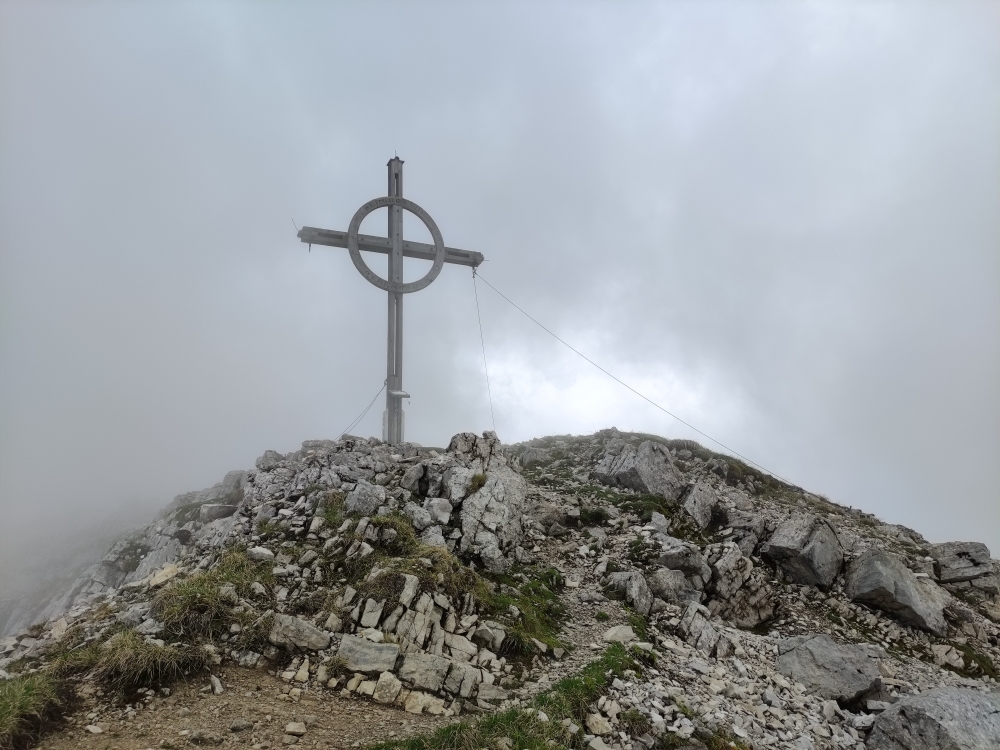 Wanderung Seekarspitze und Seebergspitze : Wanderung Seekarspitze und Seebergspitze : Gipfelkreuz (Seekarspitze)