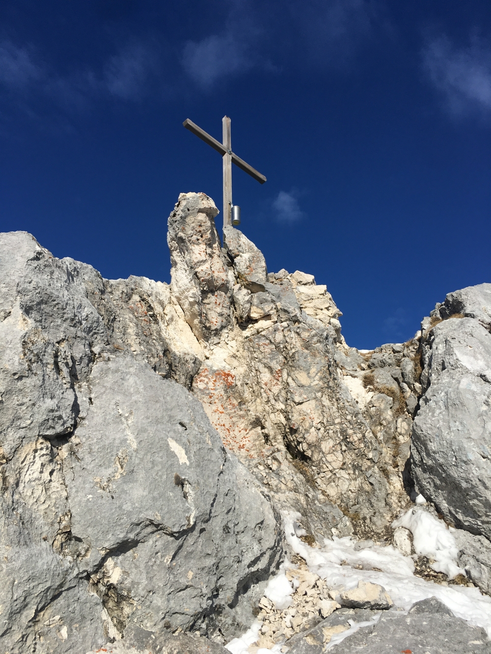Wanderung Wildalpjoch und Kaserwand: Wanderung Wildalpjoch und Kaserwand: Gipfelkreuz Seewandköpfl