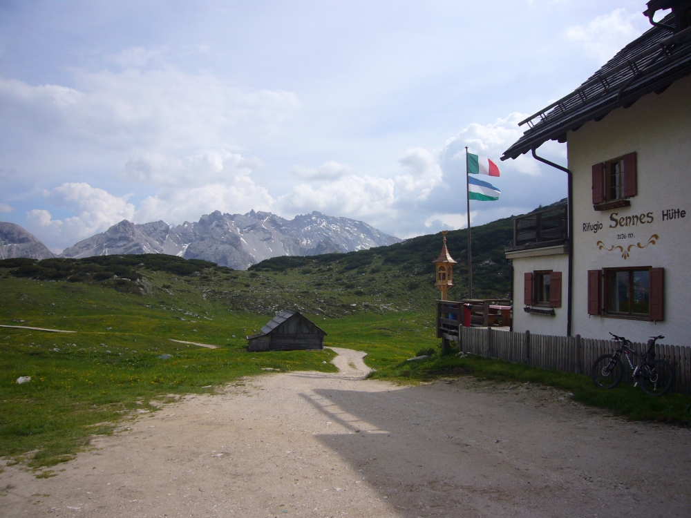 Senneshütte: Rifugio Sennes