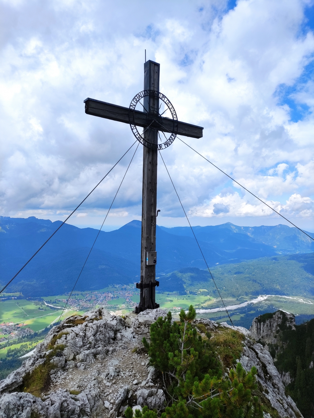 Wanderung Seinskopf: Wanderung Seinskopf: Gipfelkreuz (Signalkopf)