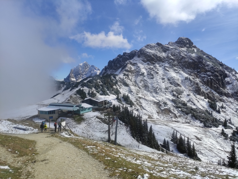 Wanderung Brentenjoch: Wanderung Brentenjoch: Bergstation und Sonnenalm