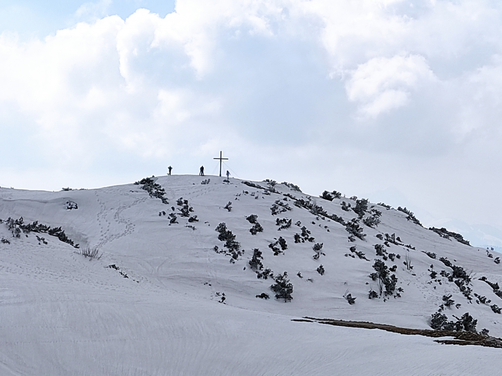 Steinplattengipfel: Im Winter nur einen Steinwurf vom Sessellift 