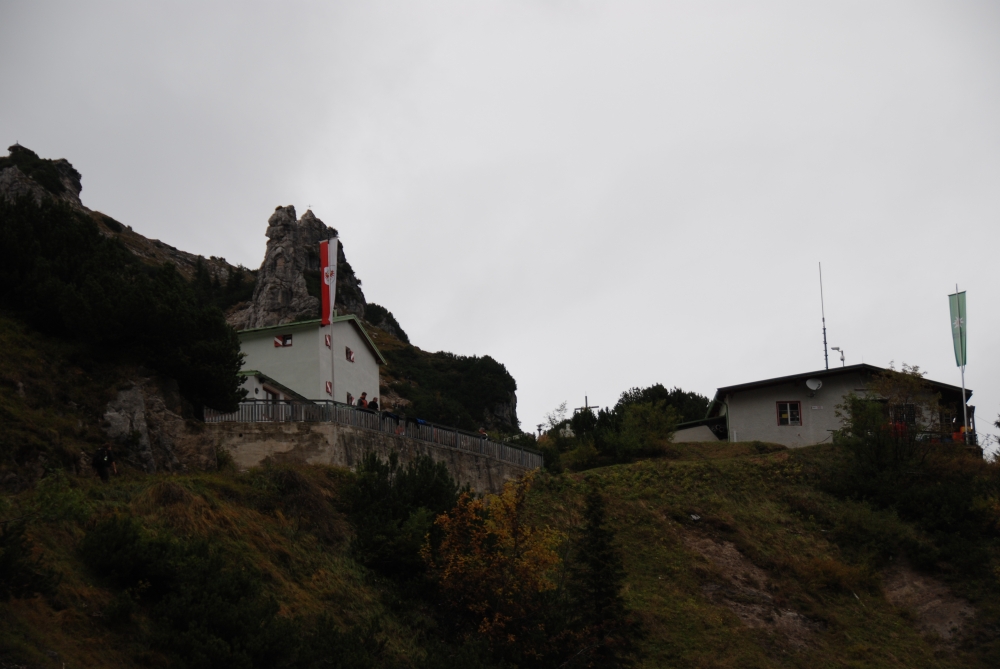 Wanderung Stripsenkopf: Wanderung Stripsenkopf: Stripsenjochhaus