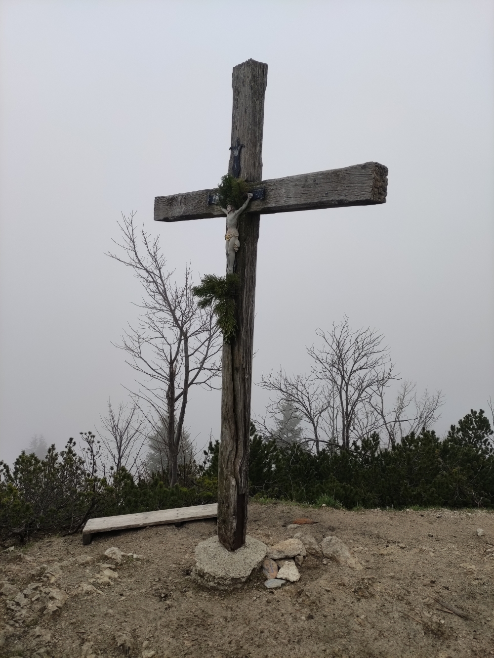 Wanderung Steinlingalm: Wanderung Steinlingalm: Gipfelkreuz (Sulten)