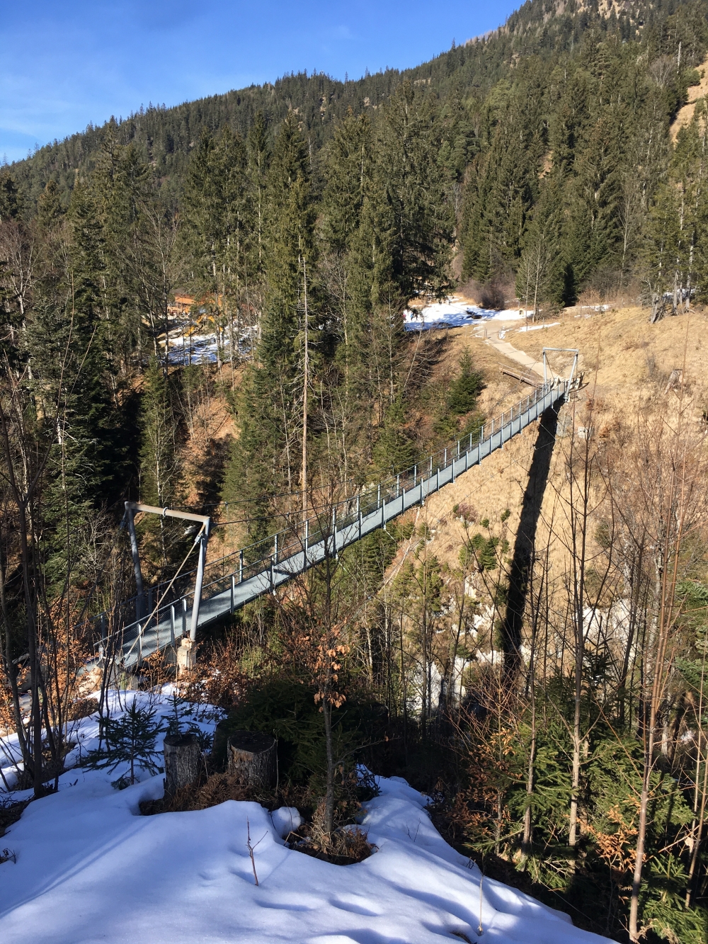 Wanderung Tannenhütte: Die Hacker-Pschorr Hängebrücke als Abkürzung zur Tannenhütte