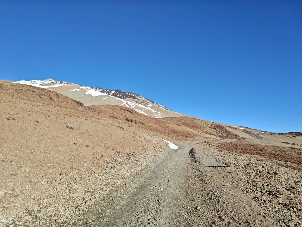 Wanderung Teide: Breite Schotterstraße