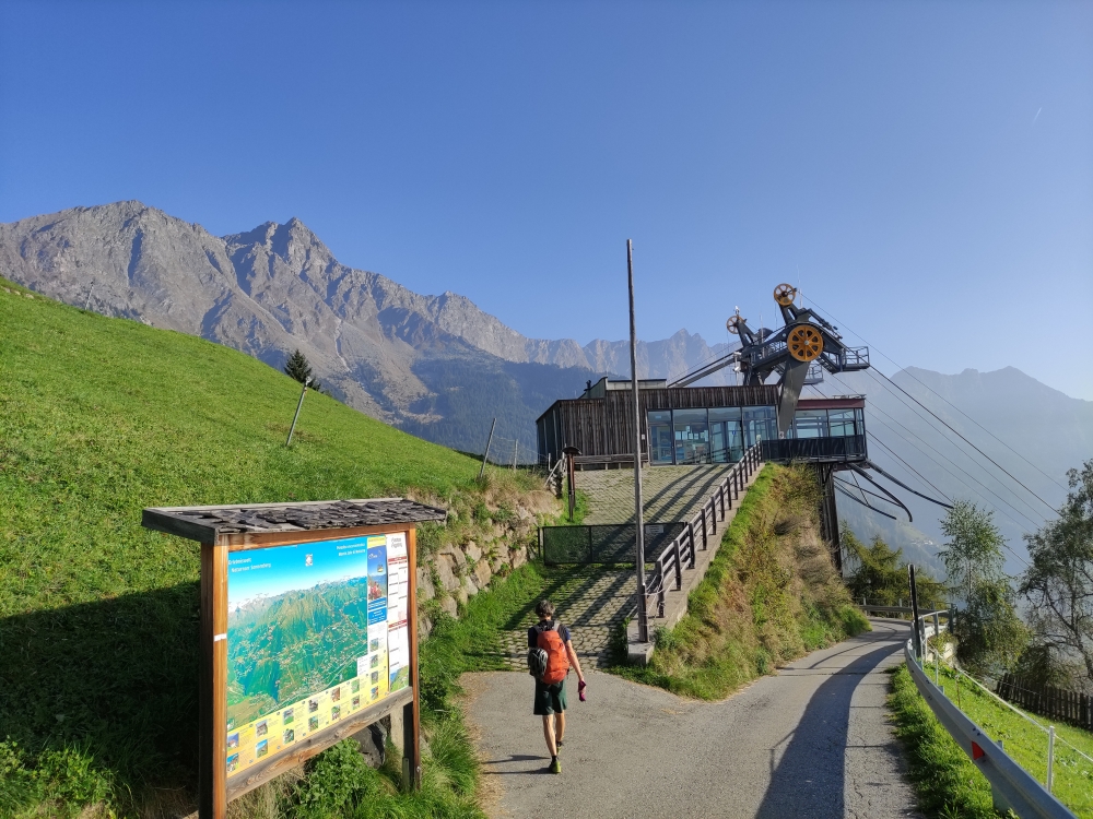 Wanderung Schutzhütte Nasereit: Wanderung Schutzhütte Nasereit: Bergstation (Texelbahn Bergstation)