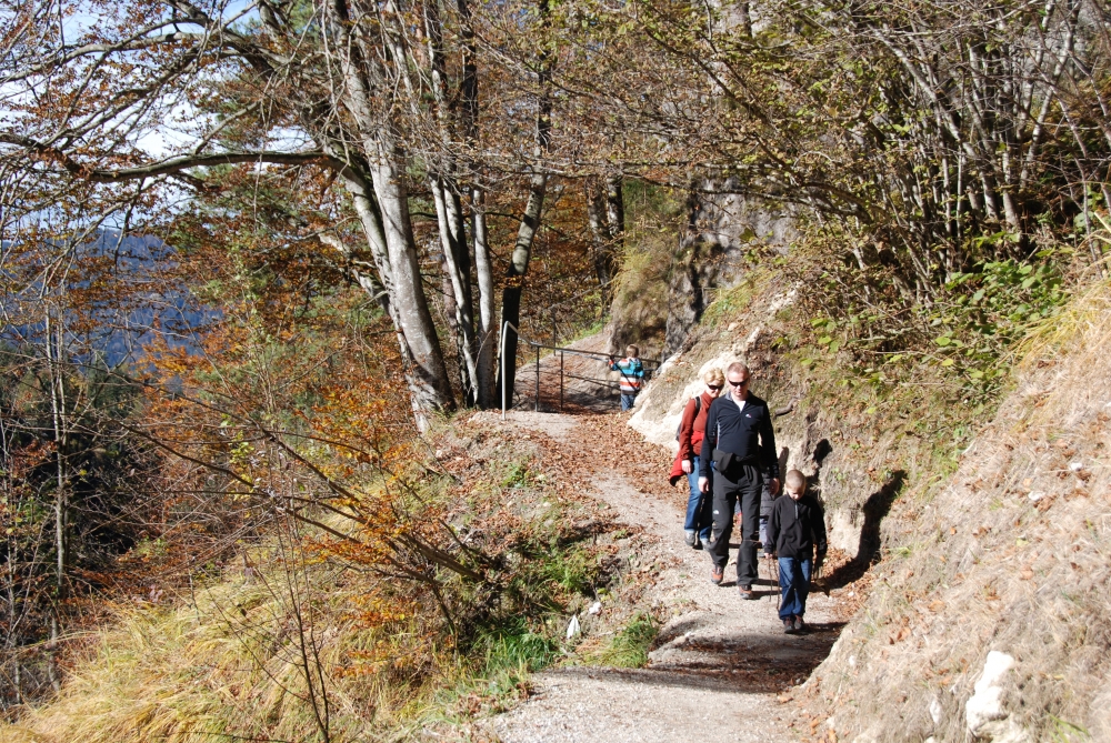 Wanderung Tischoferhöhle: Zur Tischoferhöhle