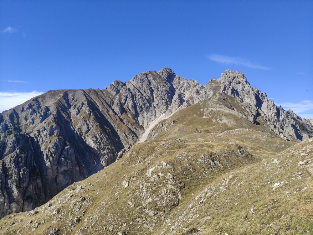 Klettersteig Freiungen Höhenweg: Klettersteig Freiungen Höhenweg: Ursprungssattel mit Reither Spitze