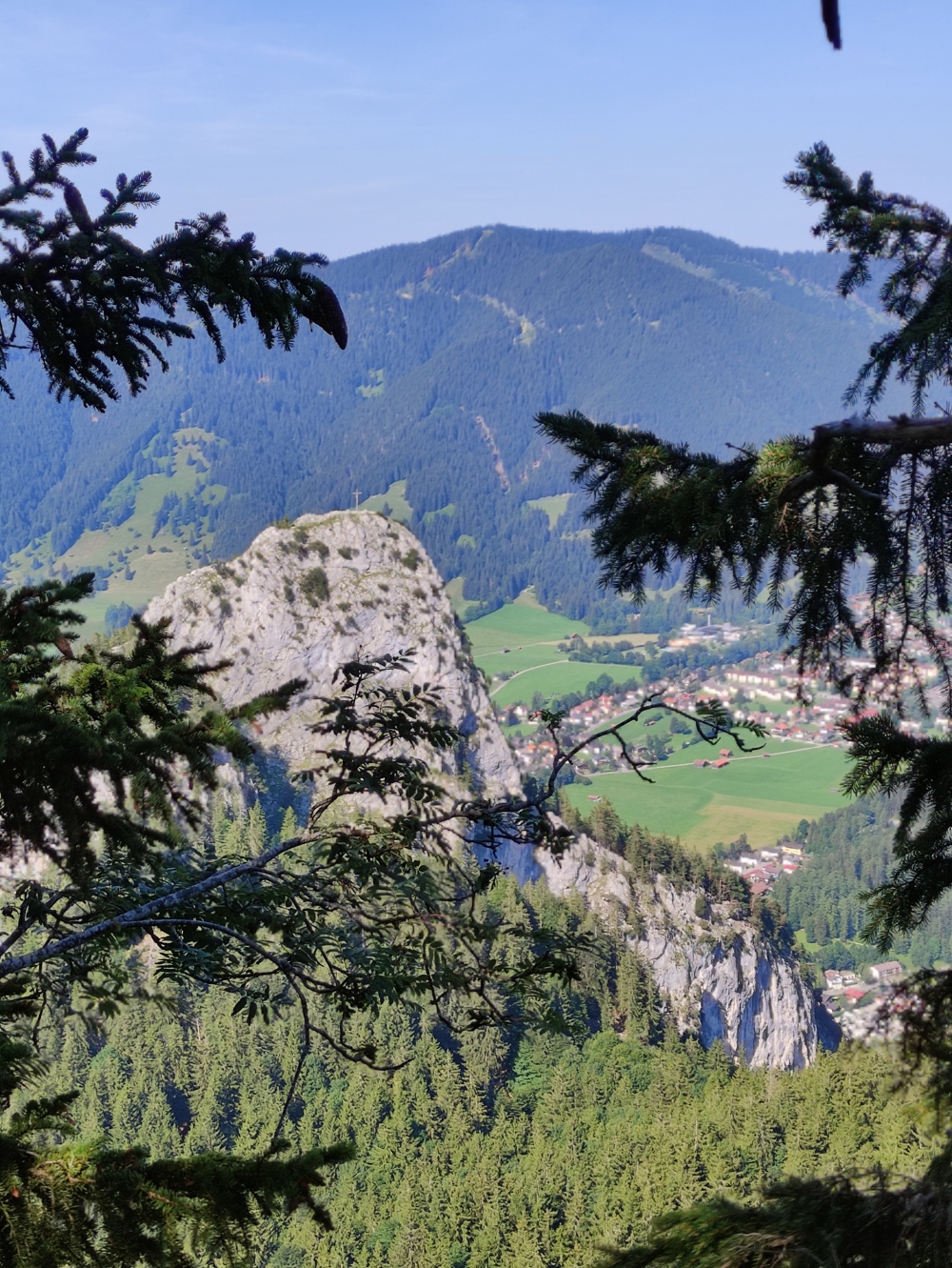 Wanderung Sonnenberggrat: Wanderung Sonnenberggrat: Blick auf den Kofel (Vorderer Rappenkopf)
