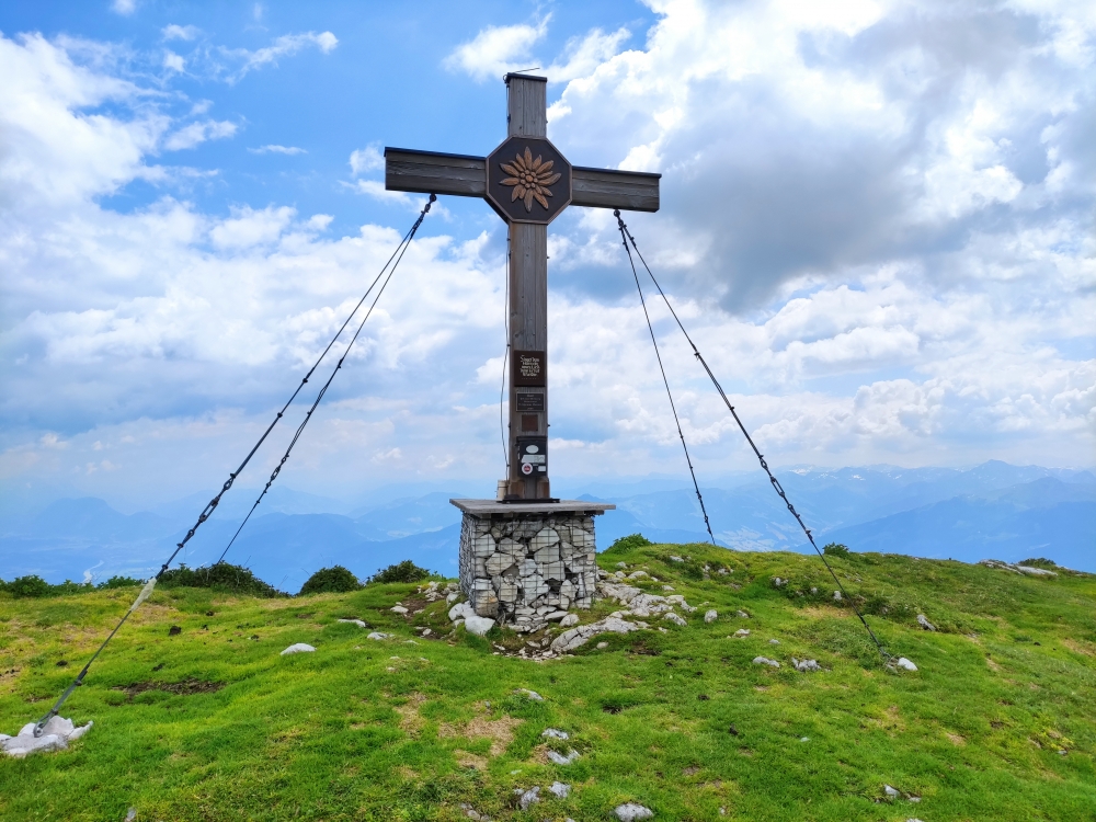 Bike & Hike Rofanspitze: Bike & Hike Rofanspitze: Gipfelkreuz (Vorderes Sonnwendjoch)