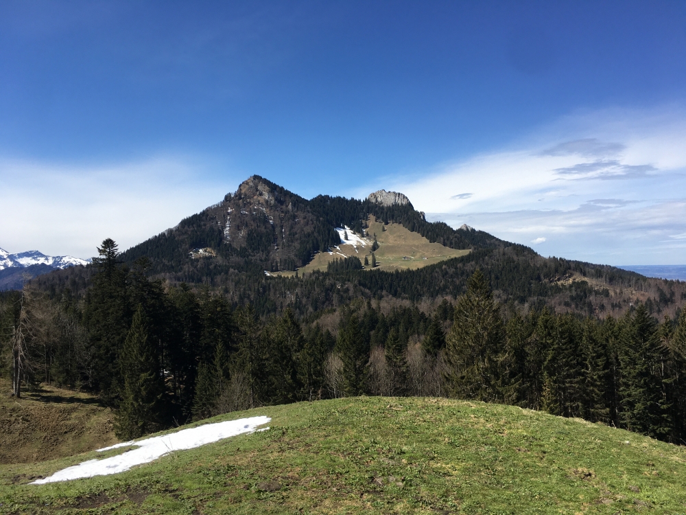 Wanderung Feichteck: Wanderung Feichteck: Blick auf Kitzstein, Heuberg und Wasserwand (von links nach rechts) (Wagneralm)