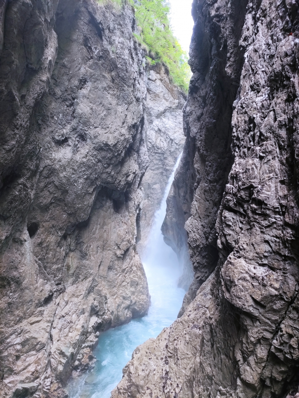 Wanderung Berggasthaus Ederkanzel: Wanderung Berggasthaus Ederkanzel: Wasserfall (Wasserfall Leutascher Ache)