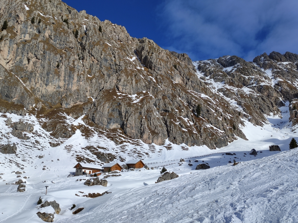 Wanderung Zendleser Kofel: Vorbei an der Wörndle Loch Alm