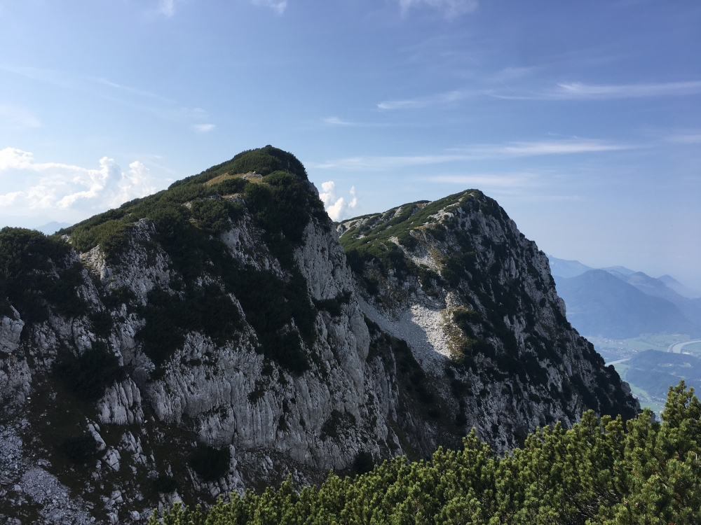 Wanderung Pyramidenspitze von Kufstein: Wanderung Pyramidenspitze von Kufstein: Zwölferkogel (links)